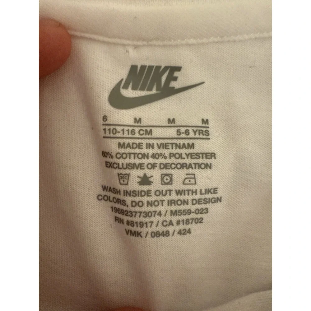 Nike Girls Medium Shirt White Long Sleeve Black Logo Letters Casual Kids Top NWT